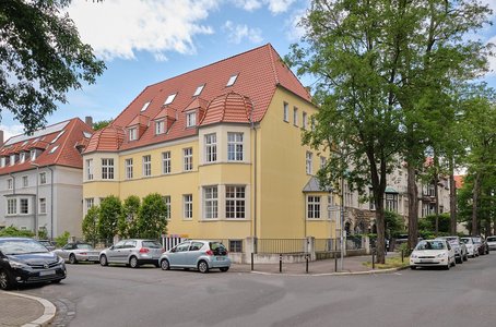 Außenansicht der Oberberg Tagesklinik Hannover