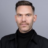 Portraitfoto Bernhard Raser