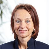 Porträtfoto Petra Klose, Physiotherapie Oberberg Parkklinik Wiesbaden Schlangenbad