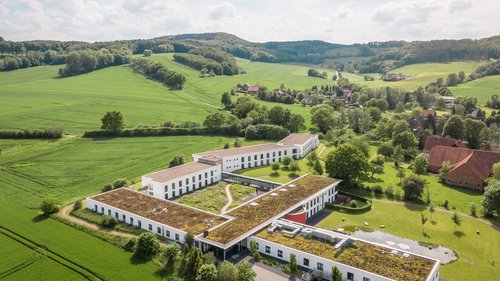 Außenansicht Oberberg Fachklinik Weserbergland