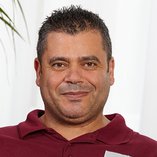 Porträtfoto Ahmad Teryaki, Housekeeping Oberberg Parkklinik Wiesbaden Schlangenbad