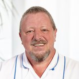 Porträtfoto Volker Hofmann, Küche (Koch) Oberberg Parkklinik Wiesbaden Schlangenbad